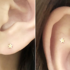 A-paar 14K massief gouden sterstekers, schroefoorbellen gouden ster, kleine sterstekers, gouden sterstekers, sierlijke steroorbellen, kleine studs