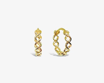 14k Solid Gold Hoop Earrings, Small Twisted Hoops, Dainty Huggie Earrings, Small Chain Huggie Hoop Earrings, Tiny Hoop Earrings, Real hoops