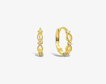 14k Solid Gold Dainty Chain Hoop Earrings, Gold Twisted Hoop Earrings, Simple Hoop Earring, Huggie Hoop Earring, Small hoop Earrings, 98