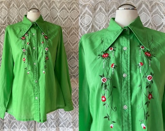 70s embroidered blouse hippie green