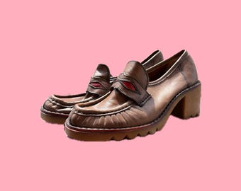 Chaussures à talons en cuir d'origine des années 70, italiennes, pointure 39