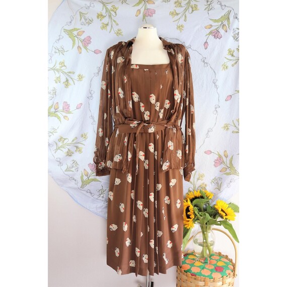 Beautiful vintage silk couture two-piece made in S