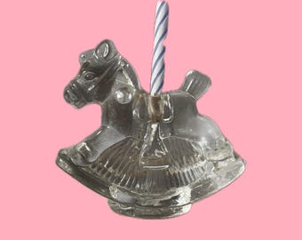 SZKLANY KONIK* Świecznik w kształcie konia na biegunach w stylu vintage Szkło/Kryształ