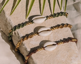 Macrame Bracelet with Shell | Boho Bracelet | Cowrie Shell Bracelet | Friendship Bracelet for 2 | Handmade Jewelry | Friendship Gift