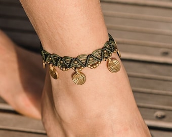 Boho bracciale cavigliera superiore macramè con ciondoli in ottone indiano, gioielli del braccio superiore della cavigliera tribale zingara con perline in ottone color oro