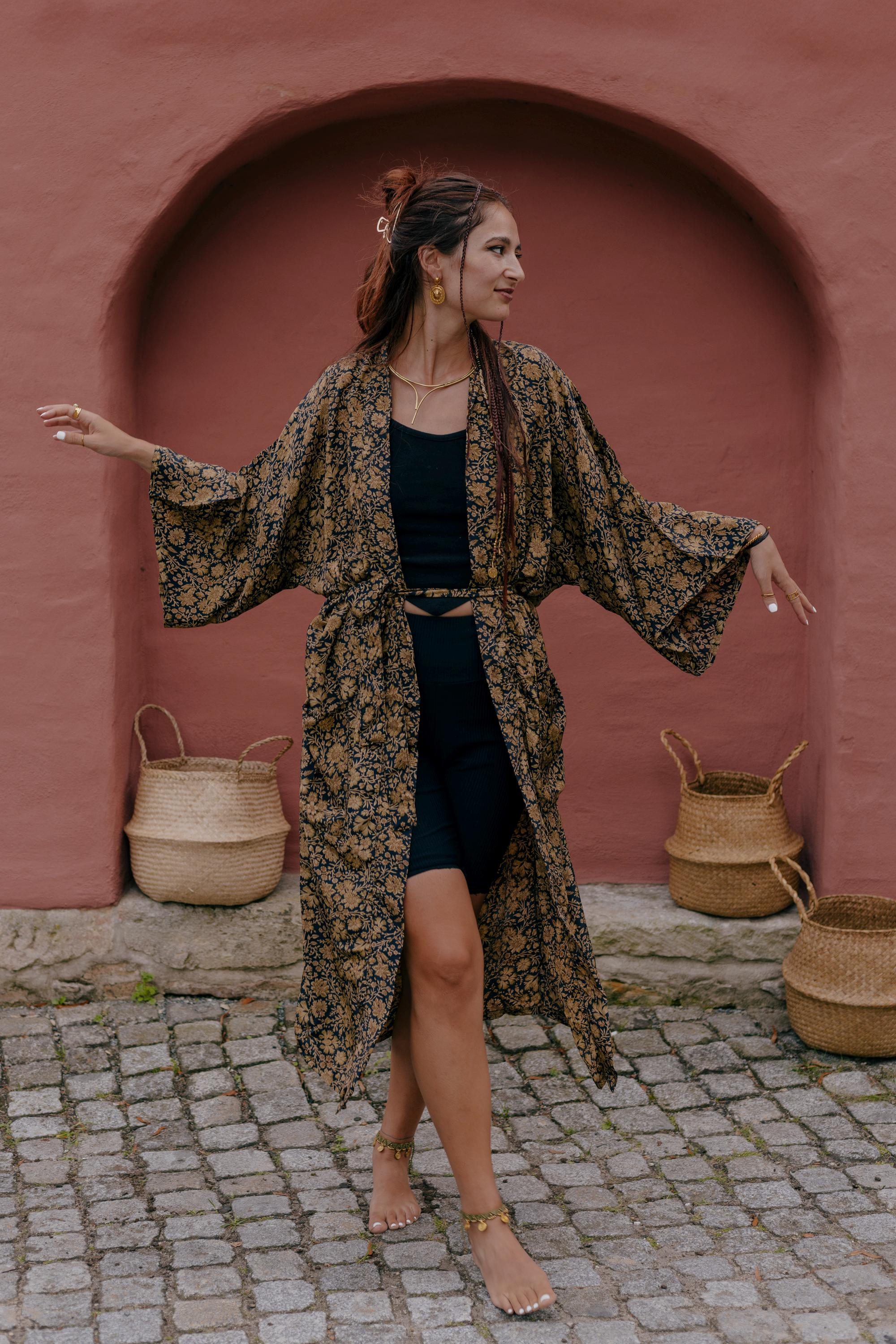 Kimonos Elegantes Para Bodas Elegant Kimono España - Main Image