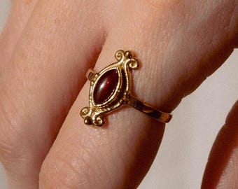 Antique Garnet Ring Gold, Red Stone Ring Brass, Adjustable Oval Garnet Ring, Genuine Cabochon Gemstone