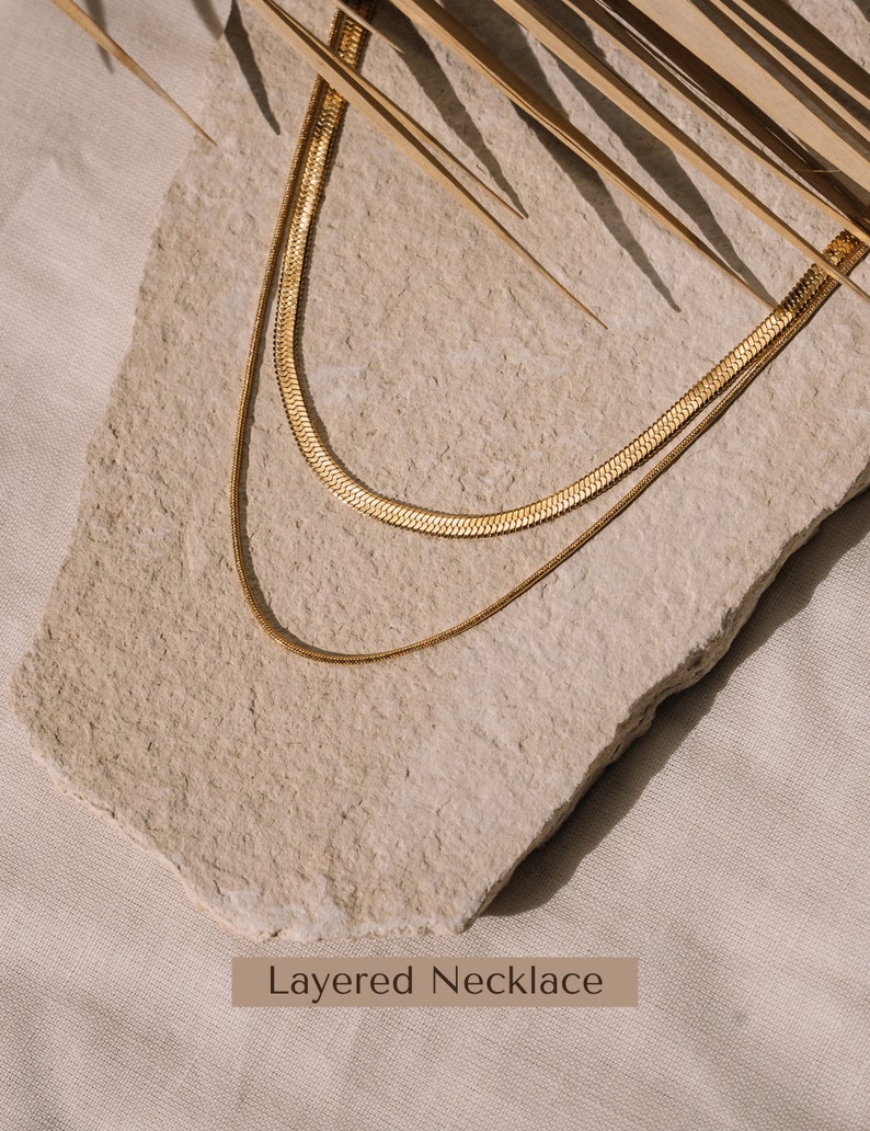 Layered Gold Necklace Herringbone, Hammered Round Pendant Necklace Gold Disc, 18K Gold Plated Snake Necklace Waterproof, Boho Necklace Layer Layered Necklace