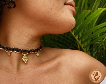 Tour de cou noir avec pendentifs indiens | Collier Boho bijoux de bras en macramé