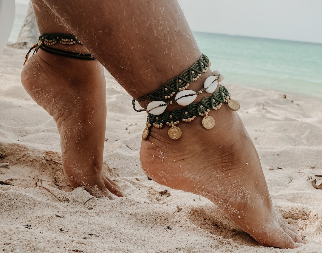 Macrame Anklet Set, Boho Ankle Bracelet With Indian Charms and Cowrie  Shells Beach Jewelry for Woman