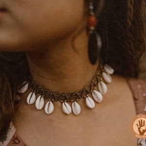 Macramé Shell Necklace | Boho Choker with Kauri Shells | Macramé Chain Shell | Wide Choker Beige | Shell Jewelry | Beach Jewelry