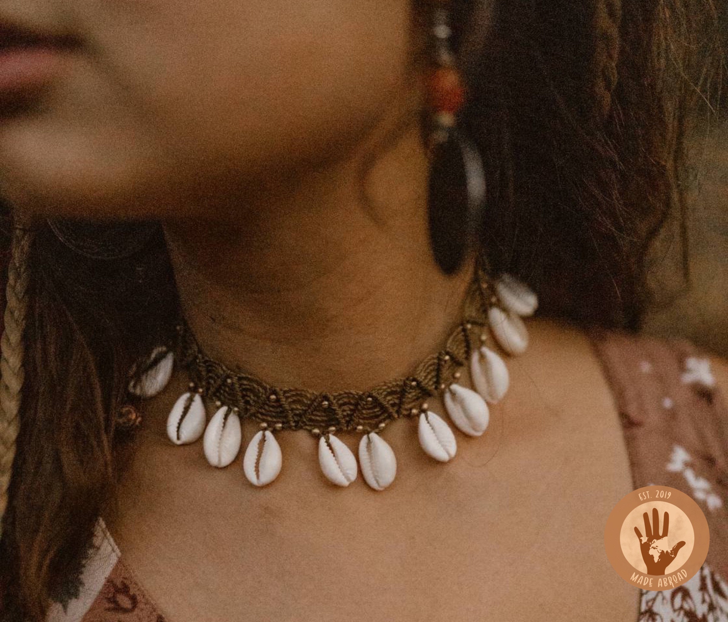 Macramé Shell Necklace | Boho Choker with Kauri Shells | Macramé Chain Shell | Wide Choker Beige | Shell Jewelry | Beach Jewelry