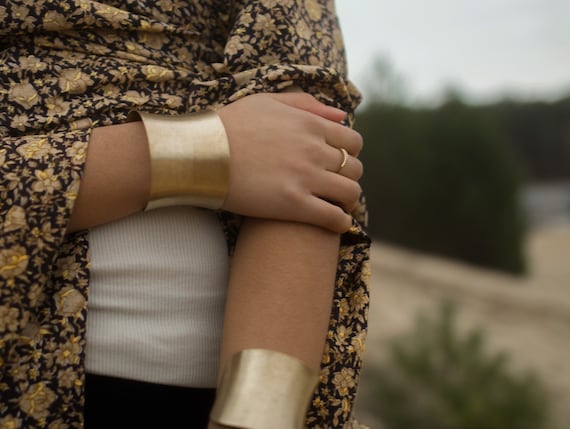 Breiter Messing Armreif | Größenverstellbarer Armreif Gold | Messing Armband | Boho Armreif | Orientalischer Schmuck | Armring Gold