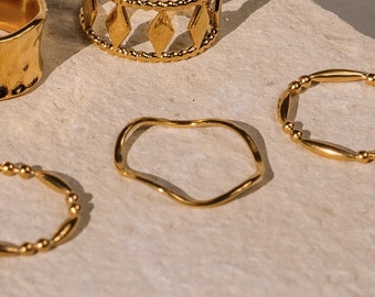 Wellen Ring Vergoldet Wasserfest, 18K Vergoldeter Stapelring Edelstahl, Filigraner Boho Ring Wellenform, Minimalistischer Ring Geschenk