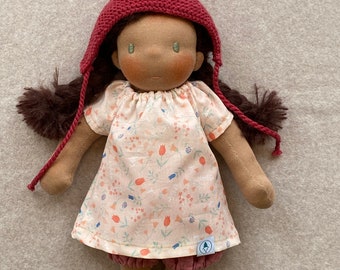 Stoffen pop Greta volgens Waldorf-stijl, Natural Doll