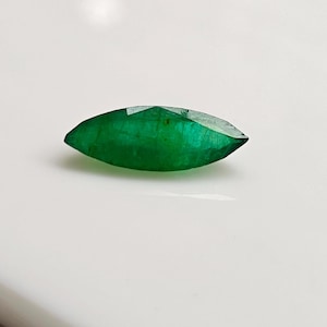 AAA+ Quality Natural Emerald marquise Emerald loose stone emerald gemstone best use in Pendant or Jewelry 2.50 carat emerald marquise
