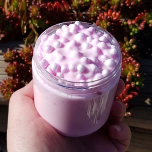 Slime en mousse de chewing-gum