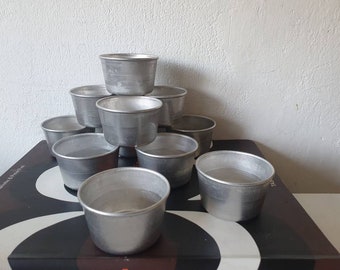 Set of 11 vintage aluminium round baking molds