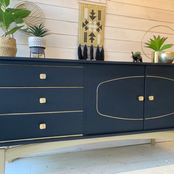 Sideboard