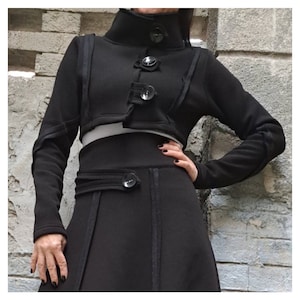 New Extravagant Blazer/Long Sleeve Vintage Blazer/Short Button Jacket/Casual Warm Blazer/Street Fashion Jacket/Cropped Black Cotton Blazer