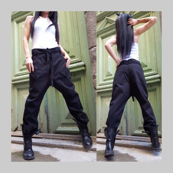 Pantalones casuales de mujer / Pantalones negros extravagantes