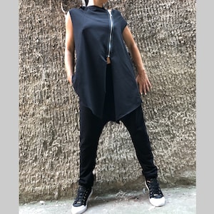 Casual Comfortable Outfit/Extravagant Black Set/Two Piece Outfit/Harem Black Pants/Loose Zipper Blouse Top/Asymmetric Cotton Outfit/Suits