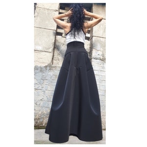 Extravagante lange rok/hoge taille rok/Avant-Garde zwarte rok/vrouwen comfortabele rok/vrouwen neopreen rok/gedeconstrueerde rok/Gothic afbeelding 5