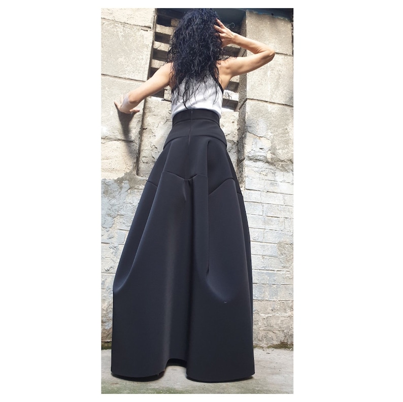 Extravagante lange rok/hoge taille rok/Avant-Garde zwarte rok/vrouwen comfortabele rok/vrouwen neopreen rok/gedeconstrueerde rok/Gothic afbeelding 9