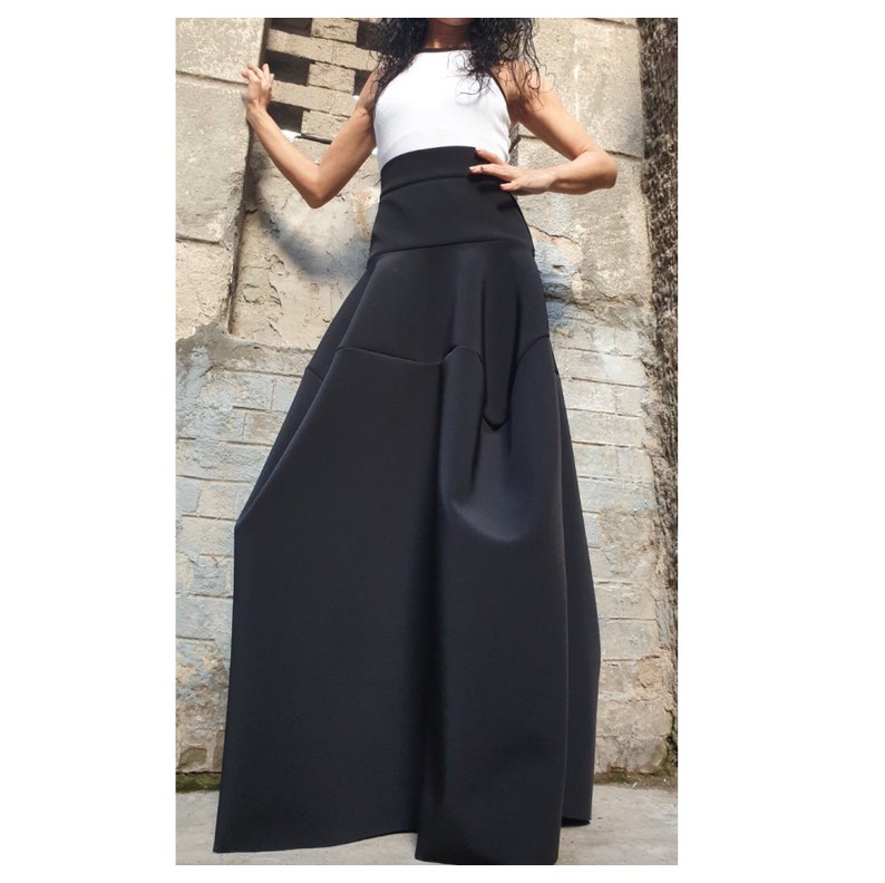 Extravagante lange rok/hoge taille rok/Avant-Garde zwarte rok/vrouwen comfortabele rok/vrouwen neopreen rok/gedeconstrueerde rok/Gothic afbeelding 4