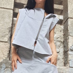 Asymmetric Grey Short Blouse/Sleeveless Cotton Top/Hooded Everyday Blouse/Casual Zipper Blouse/Extravagant Woman Clothing/Maxi Cotton Blouse