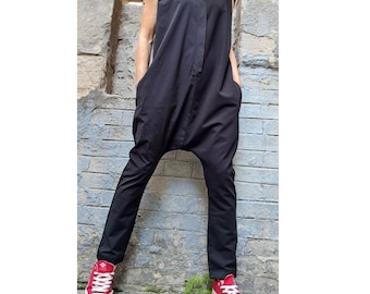 Black Sleeveless Cotton Jumpsuit with Hood – Urban Loose Fit Romper