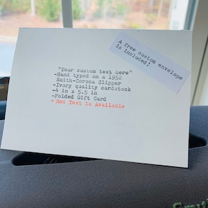 Citation tapée à la main personnalisée, carte de voeux avec enveloppe, carte pliée, citation de machine à écrire personnalisée, papier cartonné crème