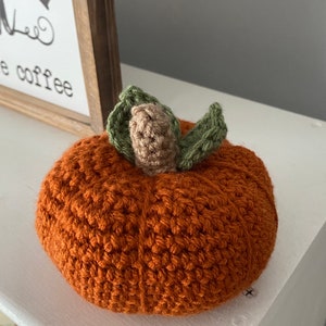 Decorative crochet pumpkin