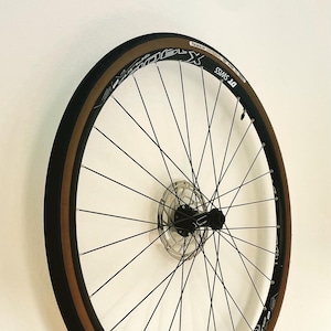 Laufrad Wandhalterung aus Kunststoff, magnetische Fahrrad Räder Halterung, Laufradhalter, Räder Bike Wandmontage, Fahrradräder Wandhalter Bild 2