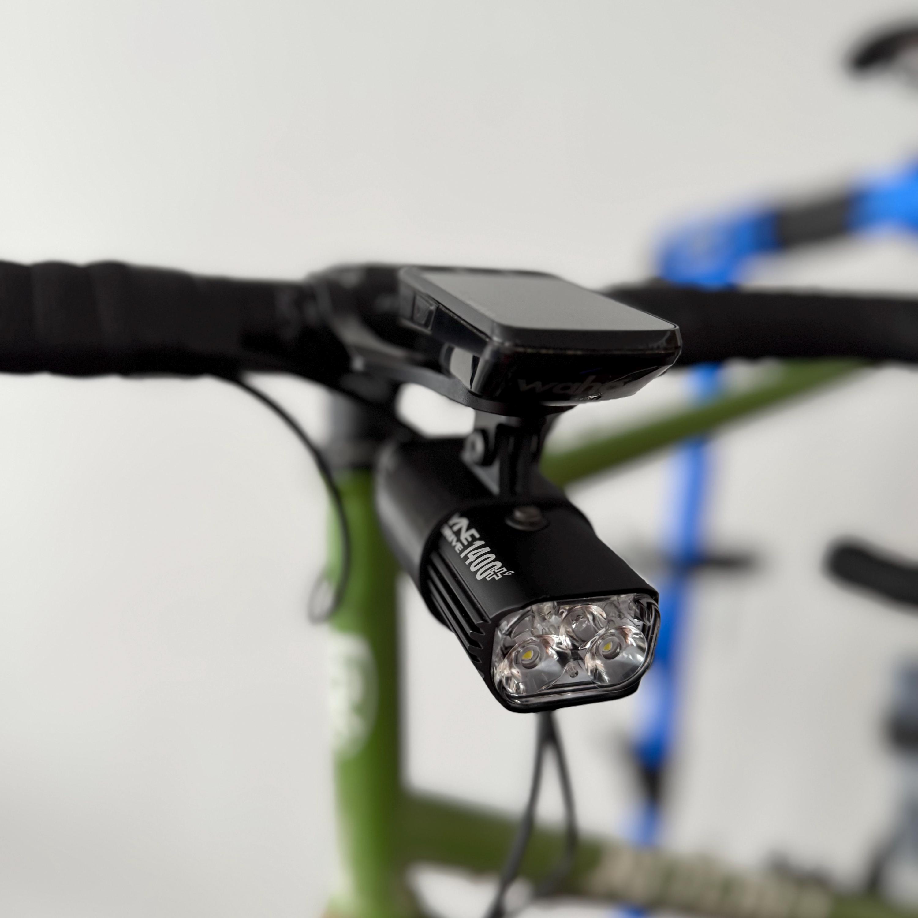Kit éclairage Lezyne Macro Drive 1300XXL + Strip Drive PRO – Support GoPro Et Télécommande