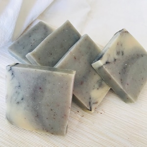 BREEZE, Handcraft Cold Process Soap, All-natural Bath Soap, Gift for Any Occasion, Vegan Soap, 90g( 3.2oz)