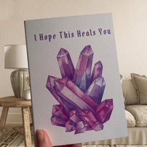 Tarjeta de felicitación con cristales curativos: regalo de ánimo y bienestar