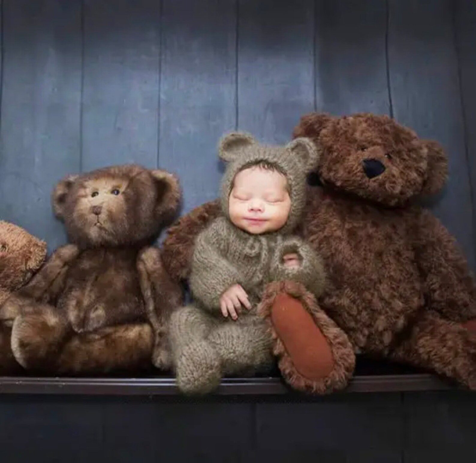 Newborn Photoshoot, Baby Photoshoot Props for Newborn, Festive