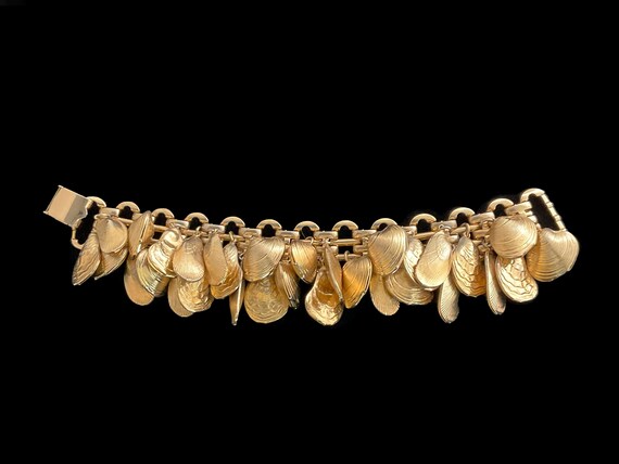 Vintage Napier Charm Bracelet Eugene Bertolli 1950s Clam  display picture 3