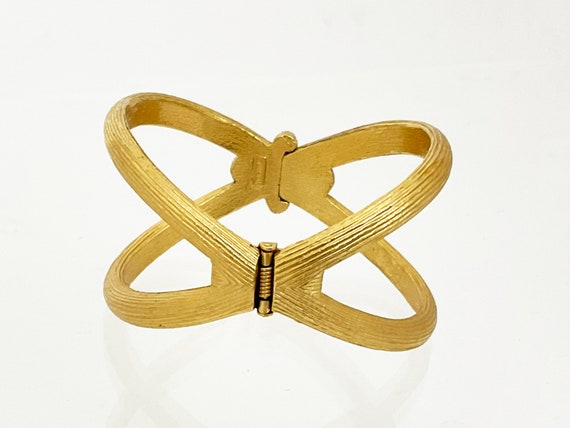 Vintage Bangle Bracelet Crown Trifari Criss Cross… - image 5