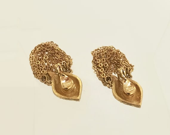 Monet Vintage Earrings Gold Tone Loop Chain Tasse… - image 4