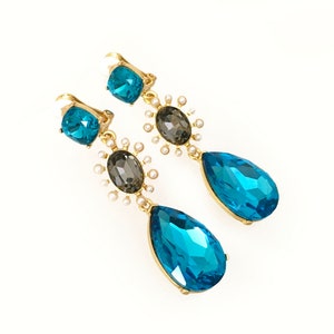 Oscar de la Renta Pendientes Bold Mixed Jewel Statement Cánd mancha hombro duster azul perla Swarovski cristal Rhinestone oro clip en
