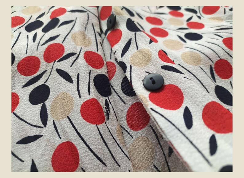 90s Vintage Oversize White Shirt Women/'s Geometric Abstract Printed White Shirt Retro 90/'s 80/'s Boho Pin-Up Feminine Oversized Blouse