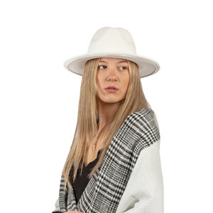 White Fedora Hat, Vegan Felt Stiff Brim Hat, Men Winter Hat, Women Wide Brim Hat, Stiff Fedora Hat, Vintage Hat, Man / Woman Flat Brim
