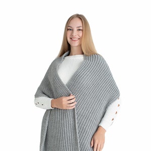 Gray Oversize Extra Long Chunky Scarf, Unisex Winter Hand Knitted Shawl, Women Blanket Scarf, Soft Ribbed Shoulder Wrap, Christmas Gift
