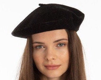 Black French Beret , Painters Hat, Women Felt Beret, Women Winter Hat, Christmas Gift, Gift for Her