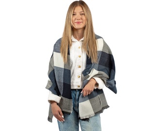 Écharpe oversize d'hiver pour femme à carreaux Buffalo bleu marine, châle d'hiver, écharpe pour femme, châle pashmina chaud d'hiver, cadeau de Noël