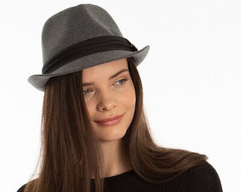 Sombrero gris Fedora Polar Fleece, sombrero de invierno para mujer, sombrero fedora rígido, sombrero boho, sombrero de ala corta, sombrero vintage, regalo de Navidad