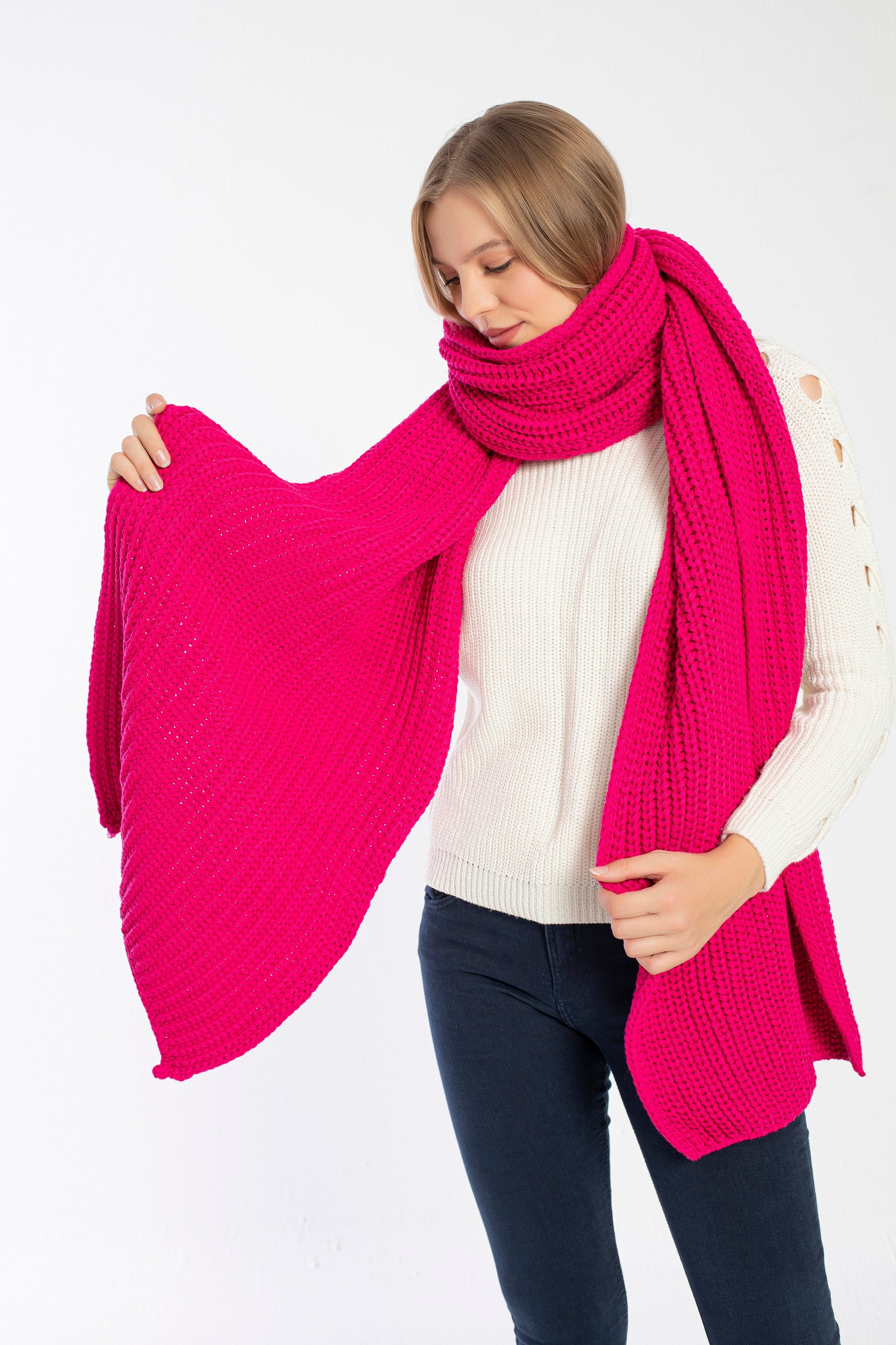 Pink Oversize Extra Long Chunky Scarf, Unisex Winter Hand