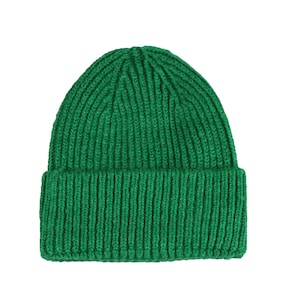Green Seamless Unisex Beanie Cap, Acrylic Beanie, Hatsquare Winter Beanie, Man Skull Cap, Winter Cuffed Knit Beanie, Women Super Soft Beanie
